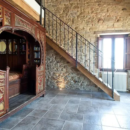 Broad Lea Villa *